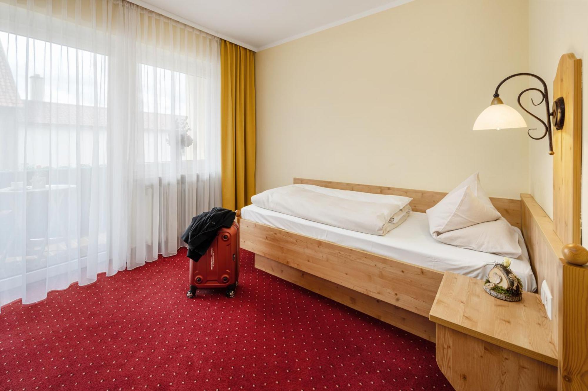 Hotel Zur Post Bad Abbach Habitación foto